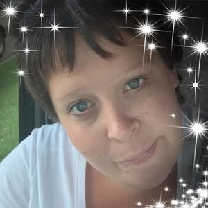 Meet your Posher, Elisia